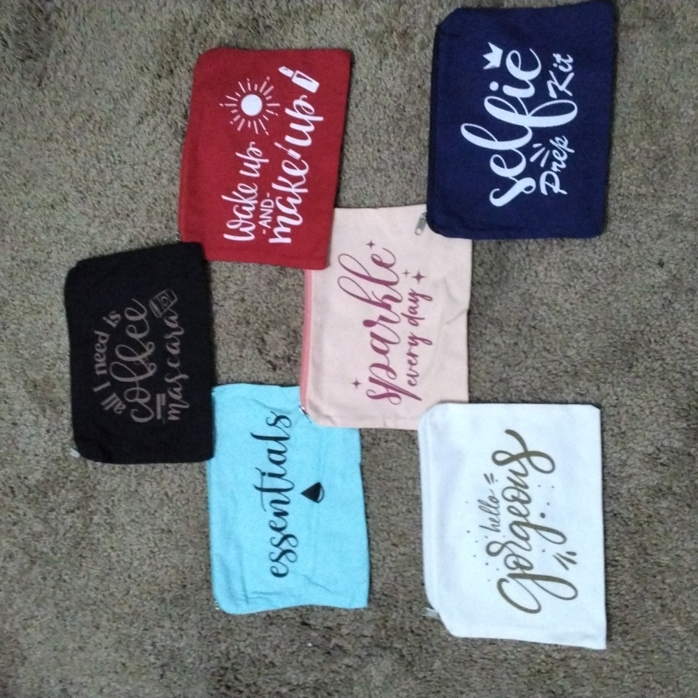 Makeup bags 2 for 10